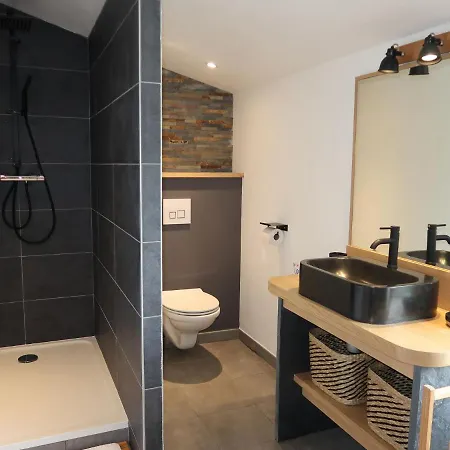 La Charmeuse - Gov203 By Interhome * Goulven